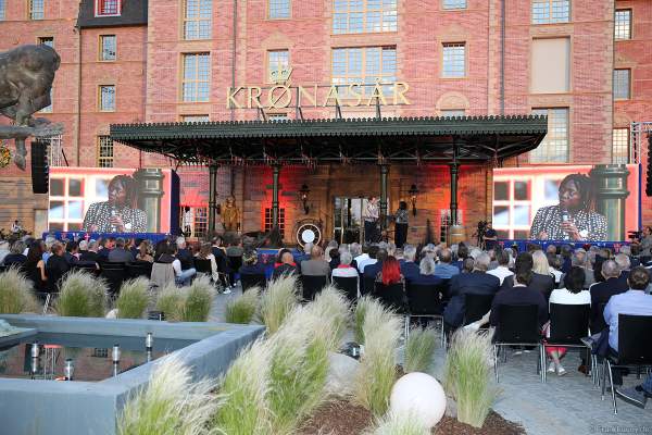 Rita Auma Obama bei der Eröffnungsfeier des neuen Themenhotel Kronasar im Europa-Park in Rust am 24.05.2019