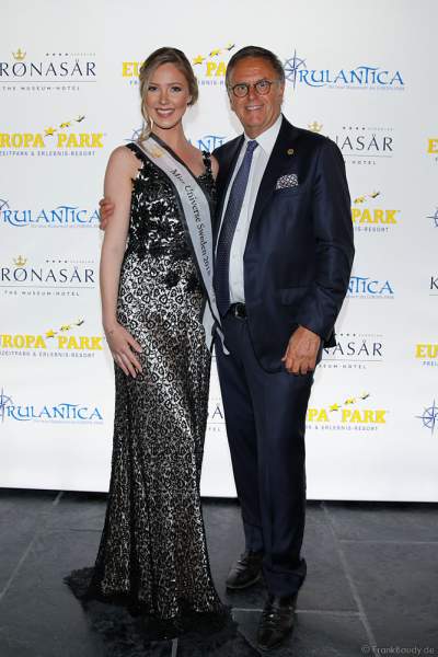 Miss Universe Sweden 2018 - Emma Strandberg Winkel und Roland Mack bei der Eröffnungsfeier des neuen Themenhotel Kronasar im Europa-Park in Rust am 24.05.2019