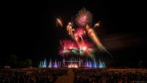 EURO-ELECTRO-SHOW beim Festival Vents d’Est 2019 mit einem Feuerwerk von Dietmar Giedemann