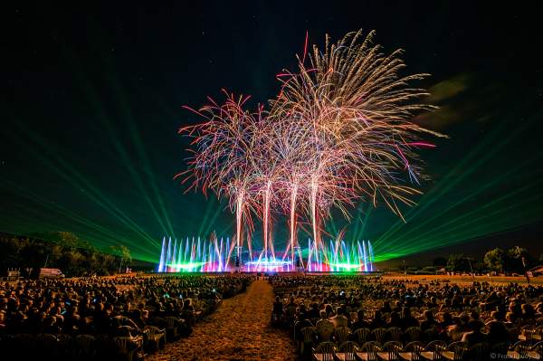 EURO-ELECTRO-SHOW beim Festival Vents d’Est 2019 mit einem Feuerwerk von Dietmar Giedemann