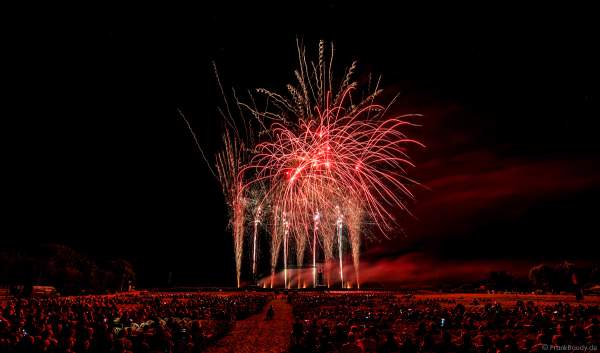 EURO-ELECTRO-SHOW beim Festival Vents d’Est 2019 mit einem Feuerwerk von Dietmar Giedemann