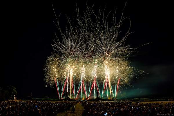 EURO-ELECTRO-SHOW beim Festival Vents d’Est 2019 mit einem Feuerwerk von Dietmar Giedemann