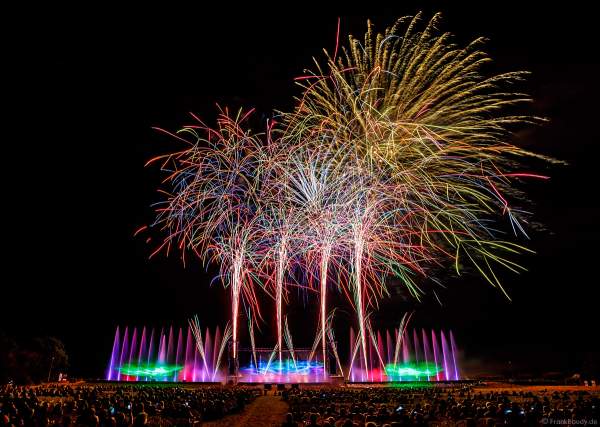 EURO-ELECTRO-SHOW beim Festival Vents d’Est 2019 mit einem Feuerwerk von Dietmar Giedemann