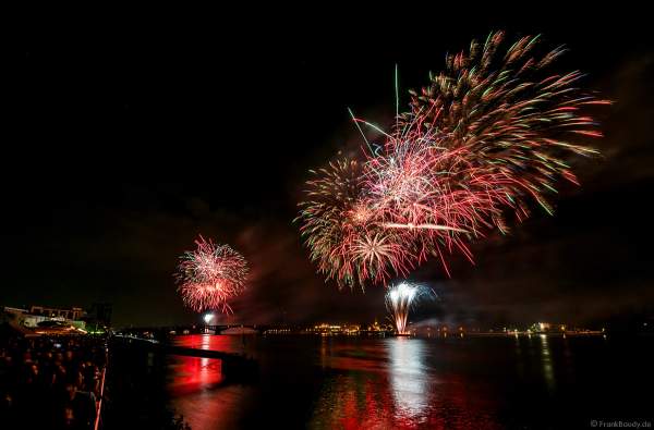 Spektakuläres Feuerwerk auf dem Rhein bei den Mainzer Sommerlichter 2019