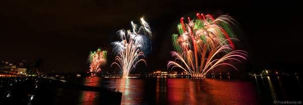 Spektakuläres Feuerwerk auf dem Rhein bei den Mainzer Sommerlichter 2019