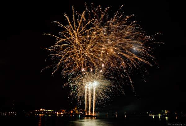 Spektakuläres Feuerwerk auf dem Rhein bei den Mainzer Sommerlichter 2019
