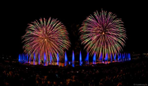 Das Seefest "Fête du Lac" in Annecy ist Europas größtes Feuerwerks- und Wasserspektakel - Rêver le ciel - 2019