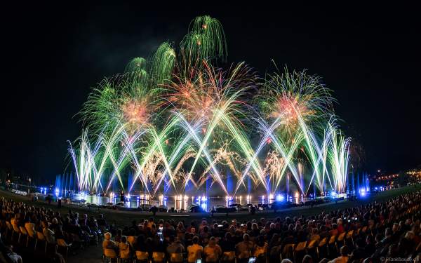 Das Seefest "Fête du Lac" in Annecy ist Europas größtes Feuerwerks- und Wasserspektakel - Rêver le ciel - 2019