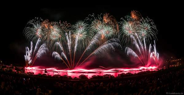 Das Seefest "Fête du Lac" in Annecy ist Europas größtes Feuerwerks- und Wasserspektakel - Rêver le ciel - 2019