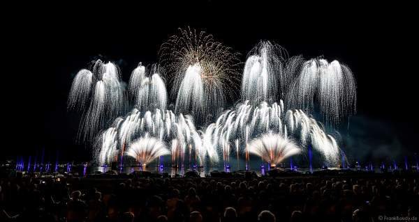 Das Seefest "Fête du Lac" in Annecy ist Europas größtes Feuerwerks- und Wasserspektakel - Rêver le ciel - 2019