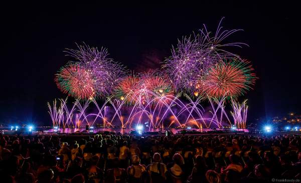 Das Seefest "Fête du Lac" in Annecy ist Europas größtes Feuerwerks- und Wasserspektakel - Rêver le ciel - 2019