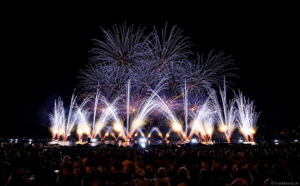 Das Seefest "Fête du Lac" in Annecy ist Europas größtes Feuerwerks- und Wasserspektakel - Rêver le ciel - 2019