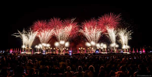Das Seefest "Fête du Lac" in Annecy ist Europas größtes Feuerwerks- und Wasserspektakel - Rêver le ciel - 2019