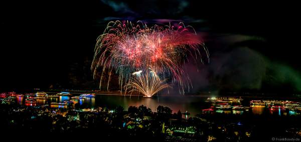 Feuerwerk TWILIGHT bei Rhein in Flammen 2019 in Oberwesel zur Musik von Electric Light Orchestra (ELO)