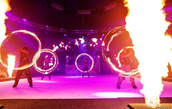 Eisshow THE TRAUMATICA SHOW mit Feuer bei den Horror Nights - TRAUMATICA 2019 im Europa-Park