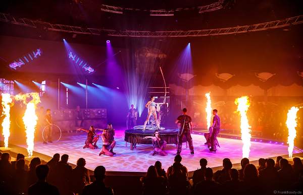 Eisshow THE TRAUMATICA SHOW mit Feuer bei den Horror Nights - TRAUMATICA 2019 im Europa-Park