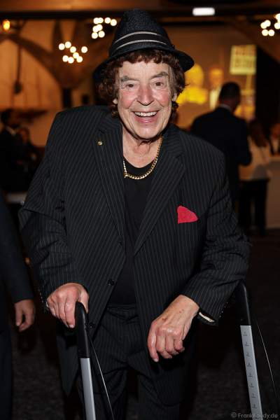 Deutscher Schlagersänger Tony Marshall (geb. Herbert Anton Bloeth, bürg. Herbert Anton Hilger) beim 70. Geburtstag des Europa-Park-Gründers Roland Mack am 12.10.2019 in Rust