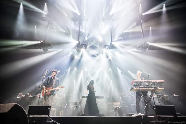 Eric Bazilian und Rob Hyman von den THE HOOTERS bei Night of the Proms 2019 in der SAP Arena Mannheim
