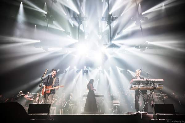 Eric Bazilian und Rob Hyman von den THE HOOTERS bei Night of the Proms 2019 in der SAP Arena Mannheim