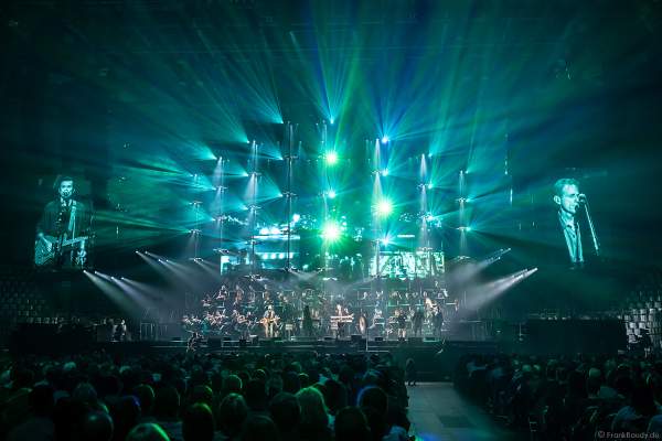 Eric Bazilian und Rob Hyman von den THE HOOTERS bei Night of the Proms 2019 in der SAP Arena Mannheim