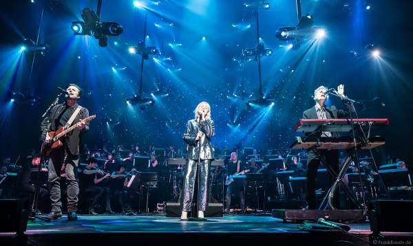 THE HOOTERS mit Leslie Clio bei Night of the Proms 2019 in der SAP Arena Mannheim