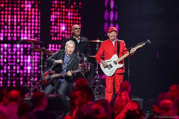 Die Spider Murphy Gang bei der Silvestershow 2019/2020 in der Baden-Arena - Messe Offenburg