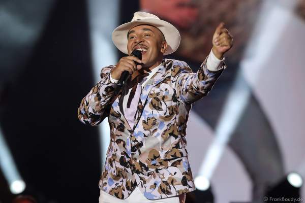 Lou Bega bei der Silvestershow 2019/2020 in der Baden-Arena - Messe Offenburg