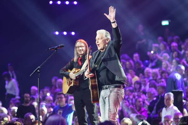 Rainhard Fendrich bei der Silvestershow 2019/2020 in der Baden-Arena - Messe Offenburg