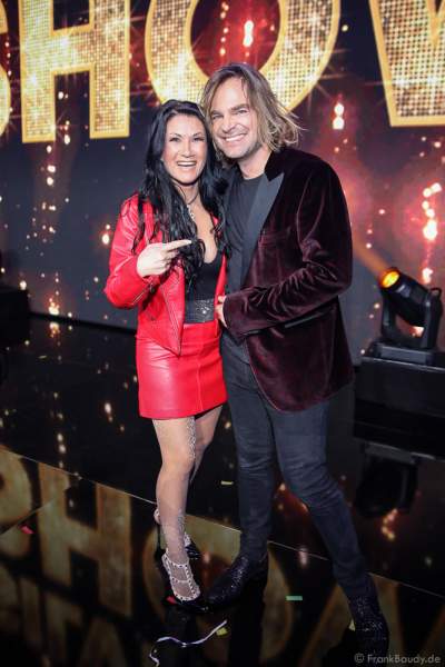 Antonia aus Tirol und Tim Wilhelm bei der Silvestershow 2019/2020 in der Baden-Arena - Messe Offenburg