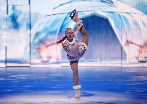 Natalia Ogoreltseva bei der Eisshow SUPERNOVA von Holiday on Ice in der Festhalle Frankfurt und SAP Arena Mannheim 2019-2020