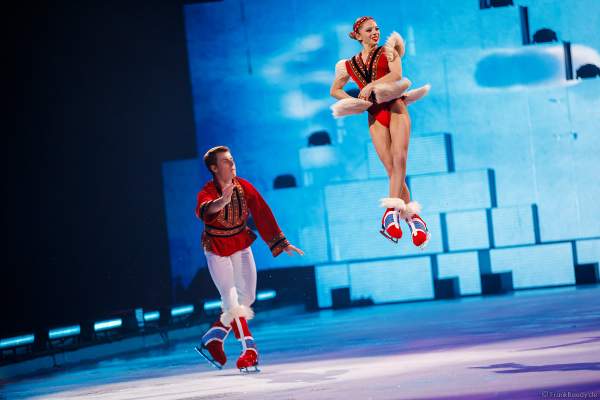 Aleksandra Bich und Ivan Bich bei der Eisshow SUPERNOVA von Holiday on Ice in der Festhalle Frankfurt und SAP Arena Mannheim 2019-2020