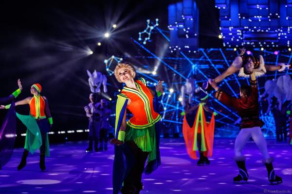 Traumhafte Kulisse mit Polarlichtern und Sternbildern bei der Eisshow SUPERNOVA von Holiday on Ice in der Festhalle Frankfurt und SAP Arena Mannheim 2019-2020