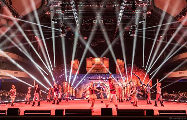 Aleksandra Bich und Ivan Bich bei der Eisshow SUPERNOVA von Holiday on Ice in der Festhalle Frankfurt und SAP Arena Mannheim 2019-2020