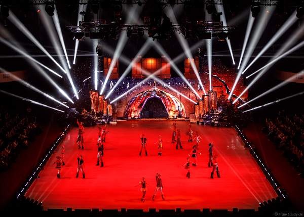 Aleksandra Bich und Ivan Bich bei der Eisshow SUPERNOVA von Holiday on Ice in der Festhalle Frankfurt 2019-2020