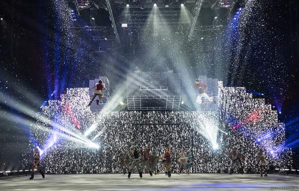 Schneesturm bei der Eisshow SUPERNOVA von Holiday on Ice in der Festhalle Frankfurt und SAP Arena Mannheim 2019-2020