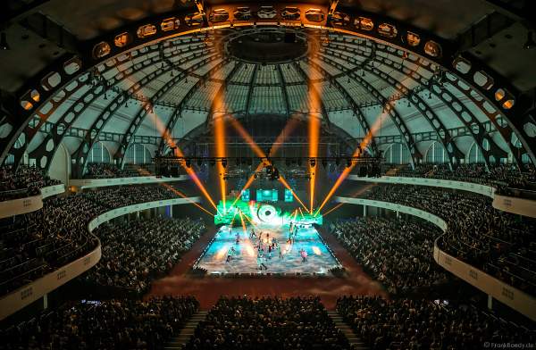 Eisshow SUPERNOVA von Holiday on Ice in der Festhalle Frankfurt 2019-2020