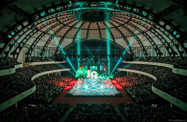 Eisshow SUPERNOVA von Holiday on Ice in der Festhalle Frankfurt 2019-2020