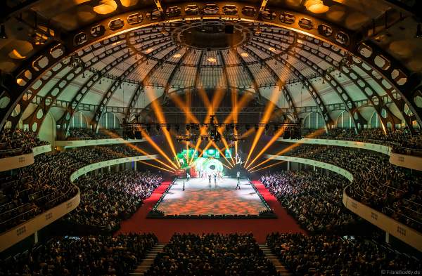 Eisshow SUPERNOVA von Holiday on Ice in der Festhalle Frankfurt 2019-2020