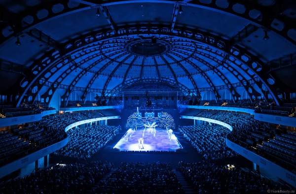 Eisshow SUPERNOVA von Holiday on Ice in der Festhalle Frankfurt 2019-2020