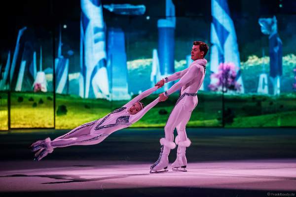 Aleksandra Bich und Ivan Bich bei der Eisshow SUPERNOVA von Holiday on Ice in der Festhalle Frankfurt und SAP Arena Mannheim 2019-2020