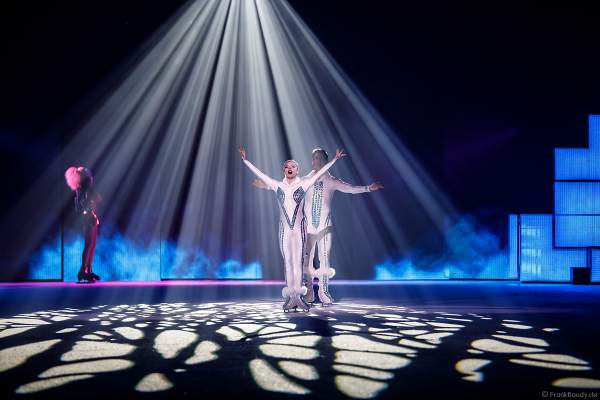 Aleksandra Bich und Ivan Bich bei der Eisshow SUPERNOVA von Holiday on Ice in der Festhalle Frankfurt und SAP Arena Mannheim 2019-2020