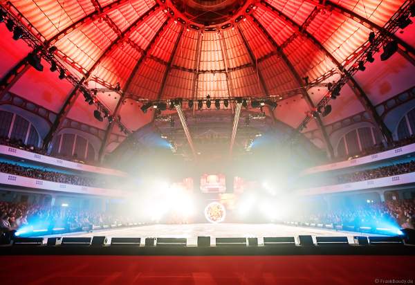 Eisshow SUPERNOVA von Holiday on Ice in der Festhalle Frankfurt 2019-2020