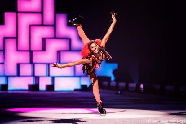 Mariyah Gerber bei der Eisshow SUPERNOVA von Holiday on Ice in der Festhalle Frankfurt und SAP Arena Mannheim 2019-2020