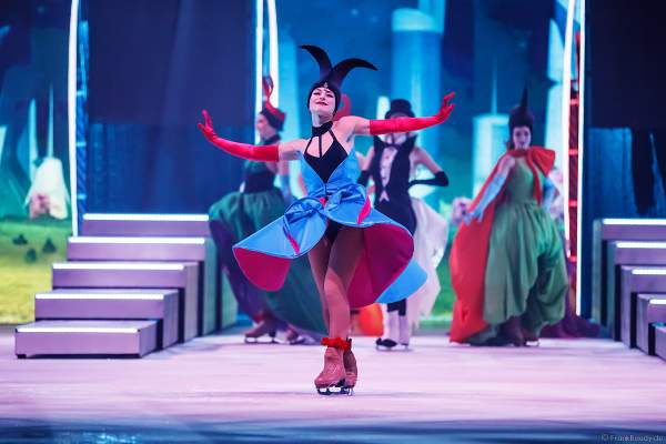 Patricia Kühne bei der Eisshow SUPERNOVA von Holiday on Ice in der Festhalle Frankfurt und SAP Arena Mannheim 2019-2020