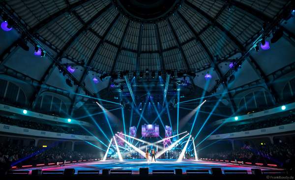 Eisshow SUPERNOVA von Holiday on Ice in der Festhalle Frankfurt 2019-2020