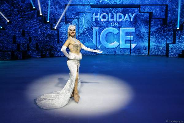 Patricia Kühne bei der Eisshow SUPERNOVA von Holiday on Ice 2019/2020