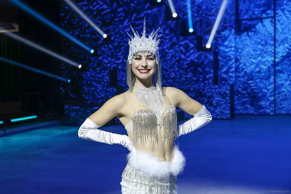 Patricia Kühne bei der Eisshow SUPERNOVA von Holiday on Ice 2019/2020