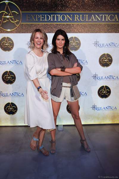 Monica Jasminka Meier-Ivancan mit Schwester Miriam Mack bei der Expedition Rulantica während der Adventure Night 2020 des Europa-Park