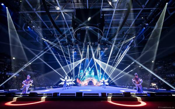 Eiskunstläuferin Shirley Scheffler als Holiday on Ice ACADEMY Nachwuchstalent beim Finale der Show SUPERNOVA am 30. Januar 2020 in der SAP Arena Mannheim