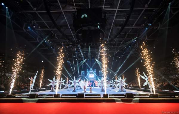 Eiskunstläuferin Shirley Scheffler als Holiday on Ice ACADEMY Nachwuchstalent beim Finale der Show SUPERNOVA am 30. Januar 2020 in der SAP Arena Mannheim